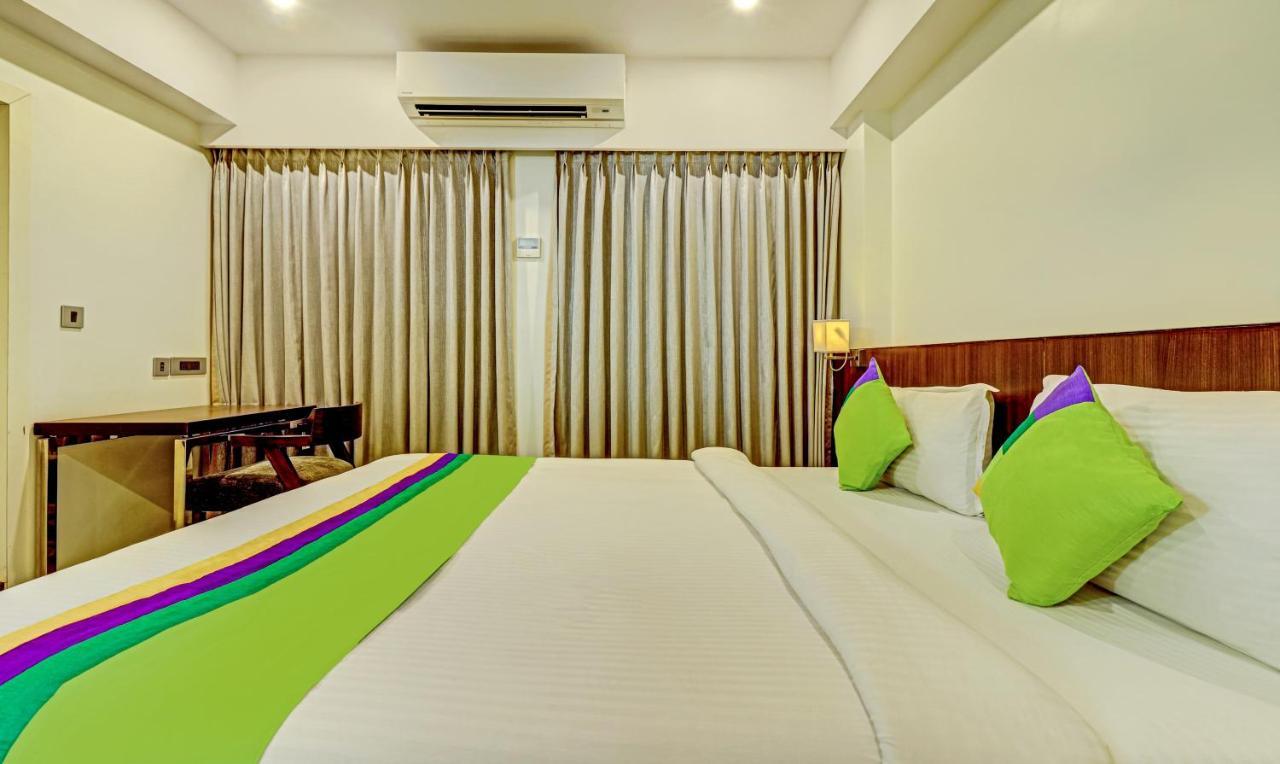 Treebo Seaesta Rk Beach Visakhapatnam Exteriör bild