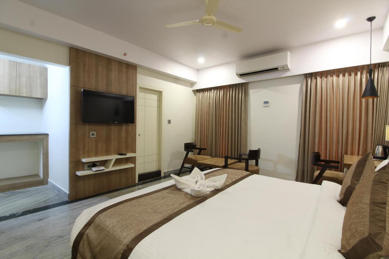 Treebo Seaesta Rk Beach Visakhapatnam Exteriör bild